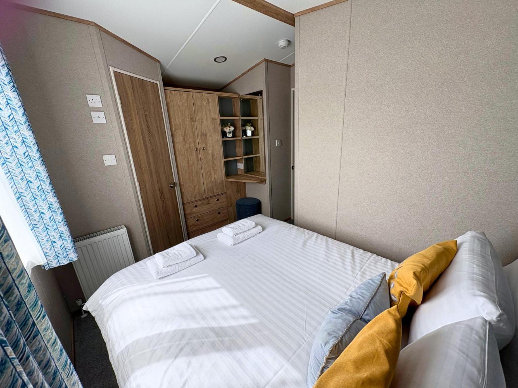 Linwater Caravan Park - Luxury Lodges And Static Caravans Near Edinburgh Newbridge (Lothian) Exterior foto