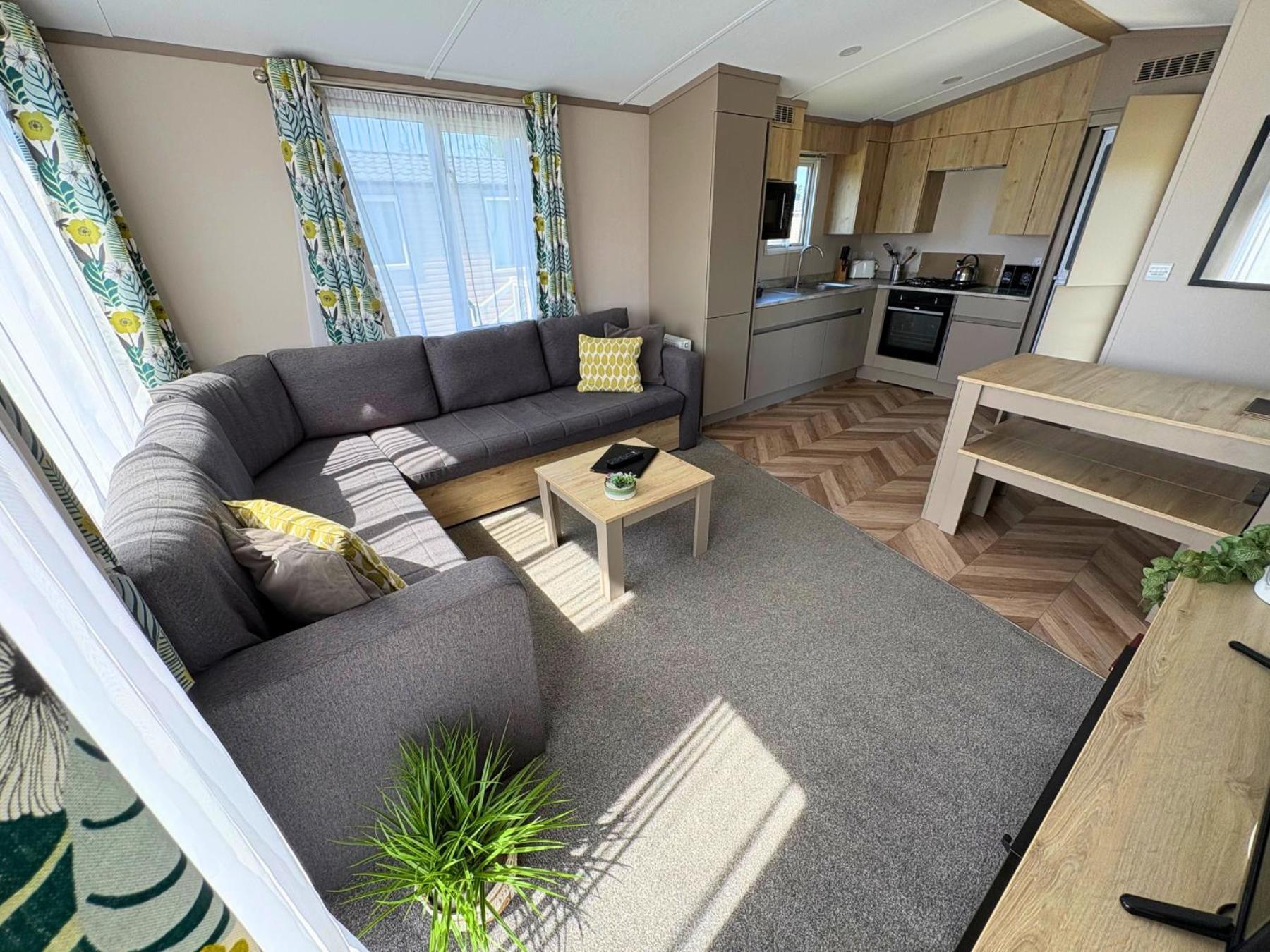 Linwater Caravan Park - Luxury Lodges And Static Caravans Near Edinburgh Newbridge (Lothian) Exterior foto